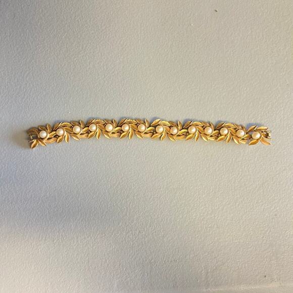 Vintage Avon Faux Pearl Gold Leaf Bracelet 1970s - Gold tone - Picture 3 of 4